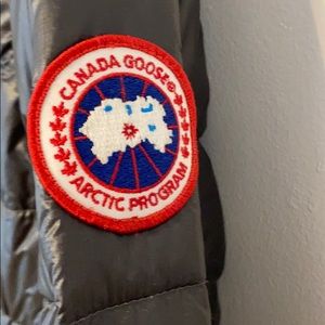 Women’s Canada Goose Hybridge Lite jacket